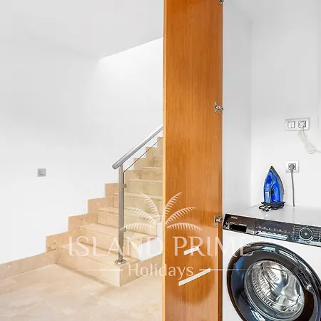 Modern Townhouse In Seaside Complex In Amarilla Golf Sbv48