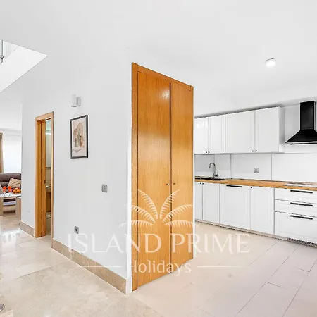 Дом отдыха Modern Townhouse In Seaside Complex In Amarilla Golf Sbv48 *