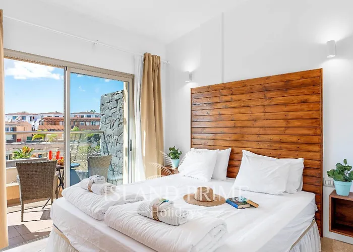 Дом отдыха Modern Townhouse In Seaside Complex In Amarilla Golf Sbv48 *