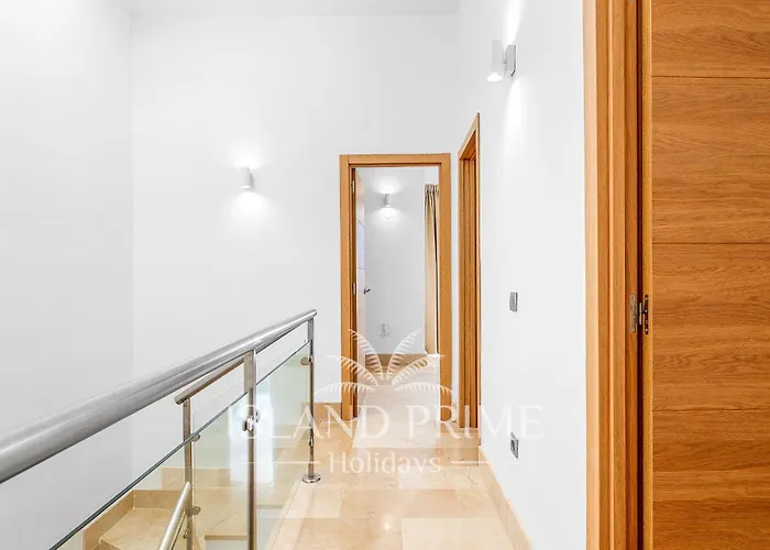 Modern Townhouse In Seaside Complex In Amarilla Golf Sbv48