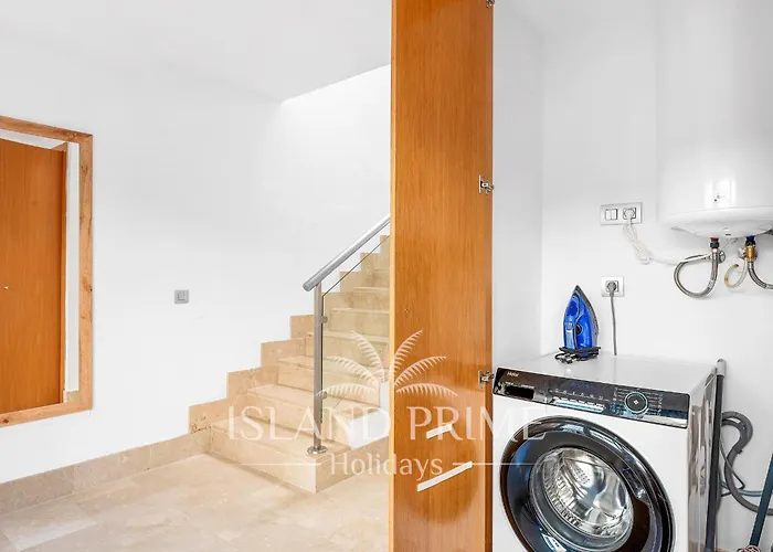 Modern Townhouse In Seaside Complex In Amarilla Golf Sbv48