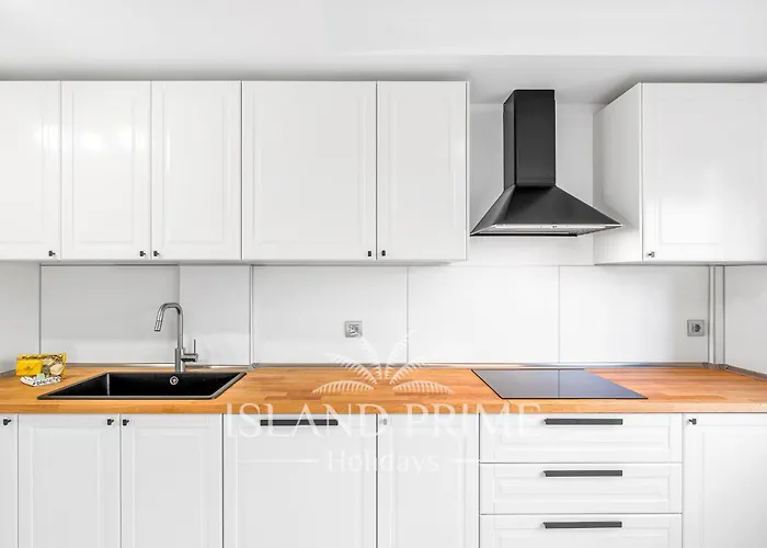 Modern Townhouse In Seaside Complex In Amarilla Golf Sbv48 산미겔데아보나