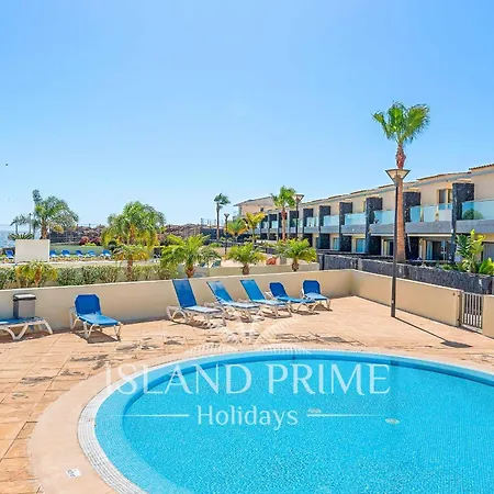 Holiday home Modern Townhouse In Seaside Complex In Amarilla Golf Sbv48